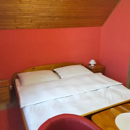 A-privat * Liptovský Mikuláš