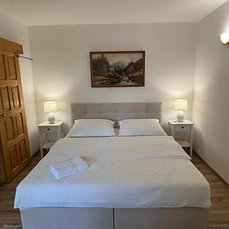 A Privat ゲストハウス Liptovský Trnovec